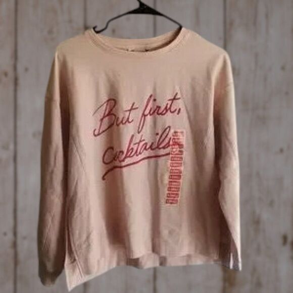 NWT Wildfox But First Cocktails Crewneck Sweatshirt Light Pink Size - Picture 2 of 9